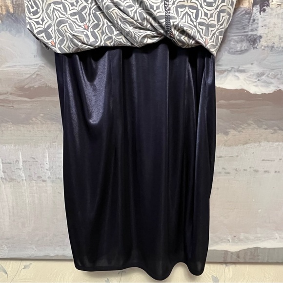 LAUNDRY by SHELLI SEGAL Aztec Shift Dress‎ Size L Mandarin Red Multi Liquid Knit - Picture 12 of 16